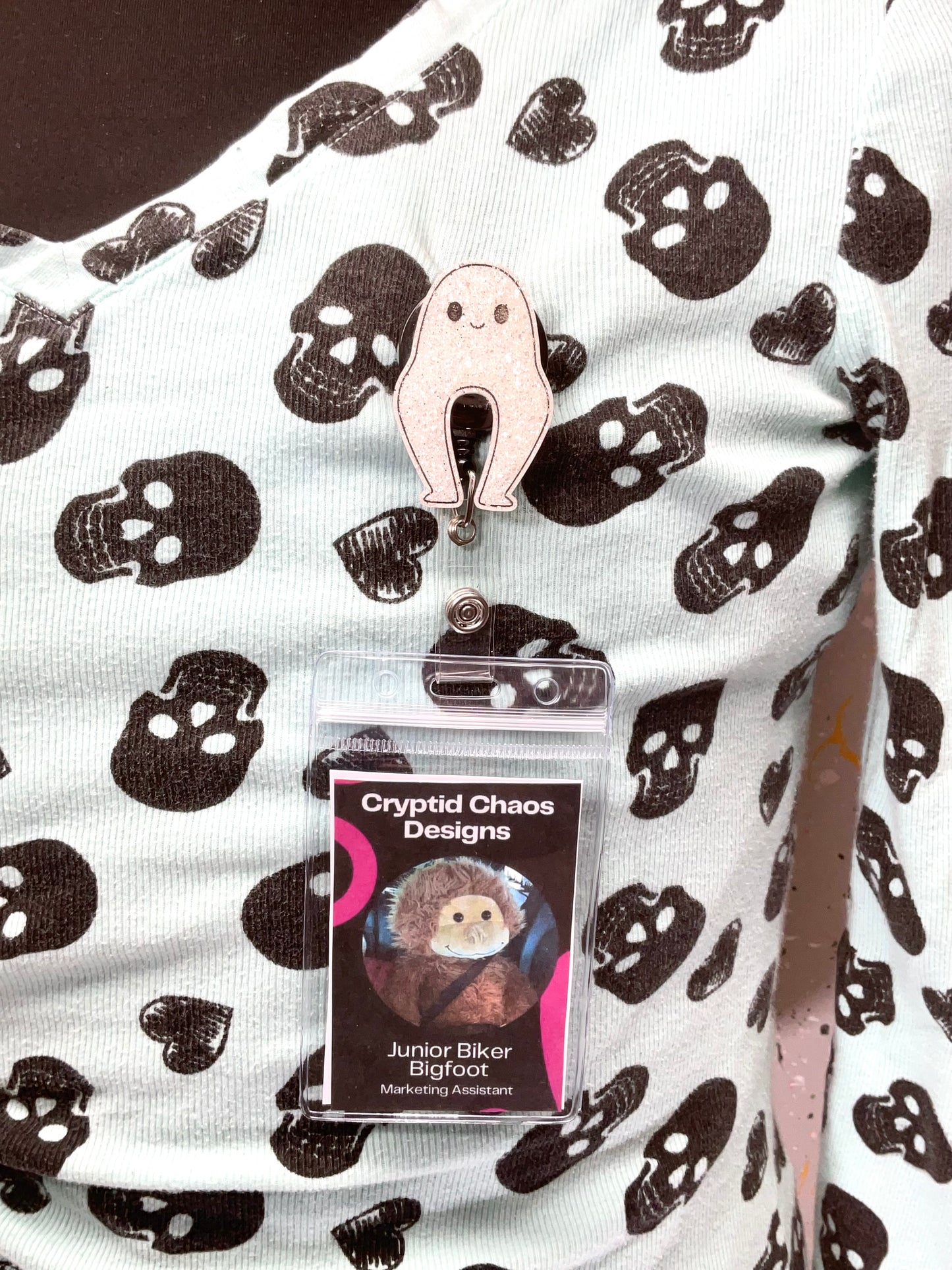 White Nightcrawler Retractable Badge Reel