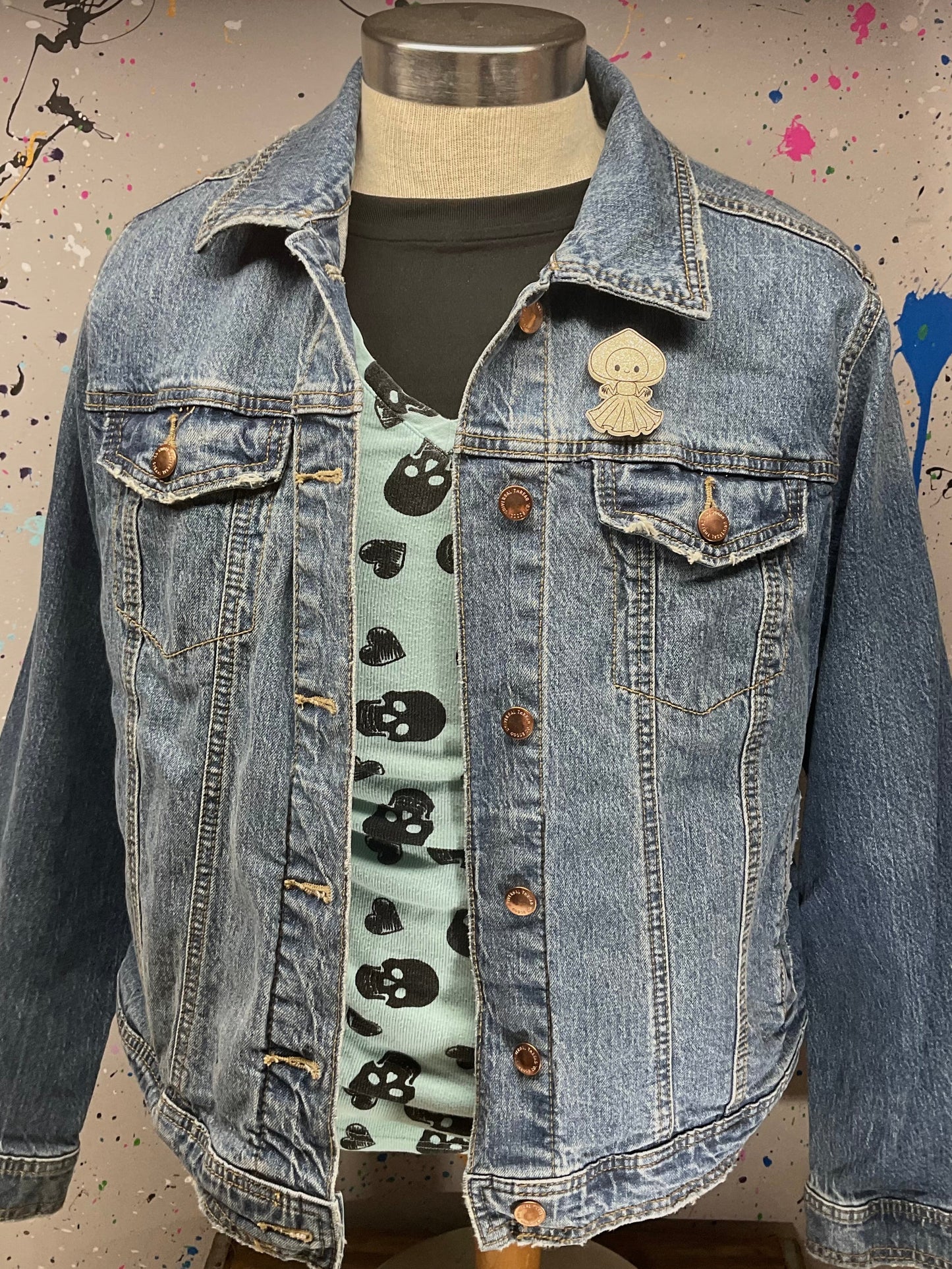 White Flatwoods Monster Pin