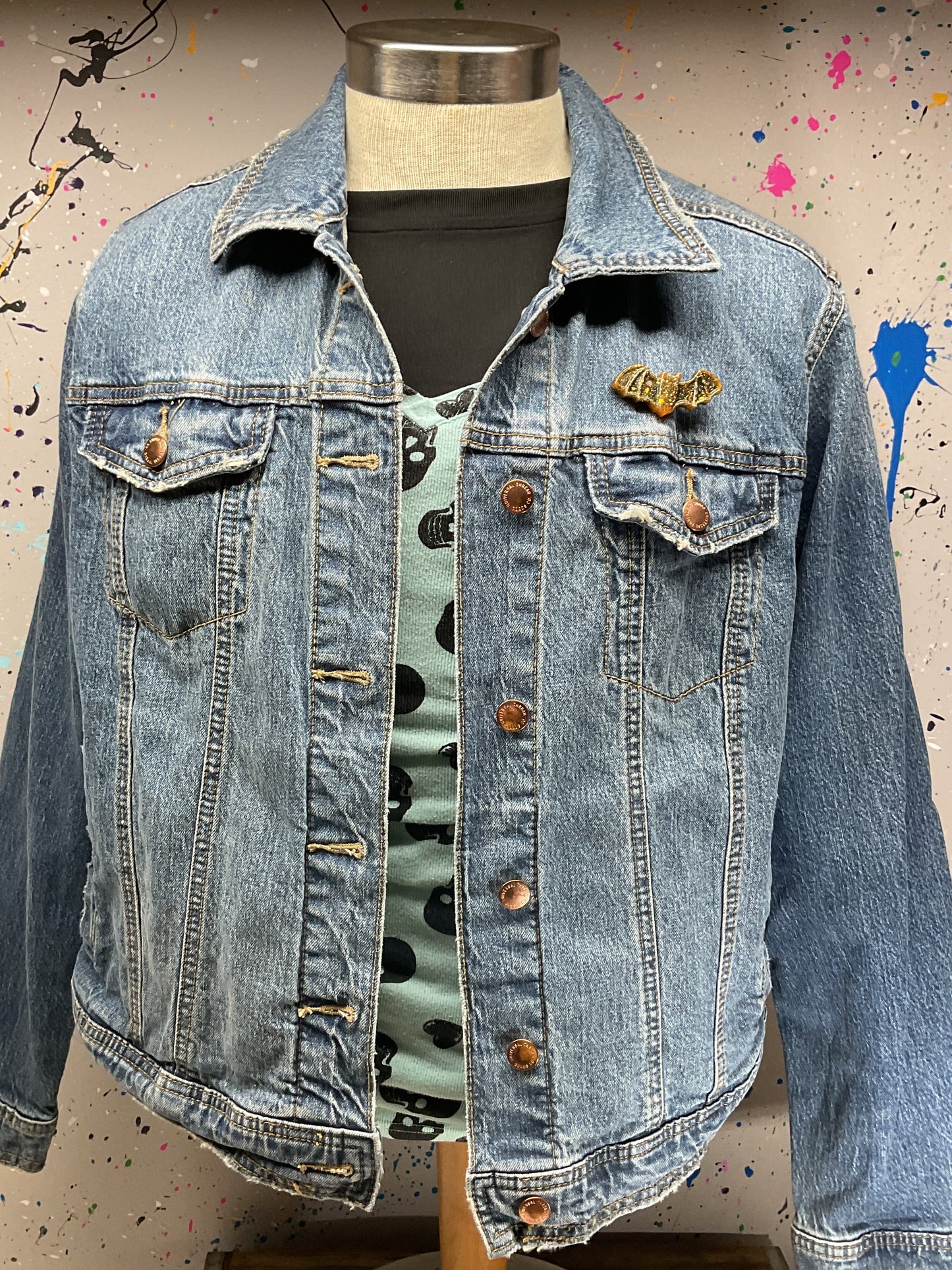 Gold Bat Pin- Glow in the Dark Glitter