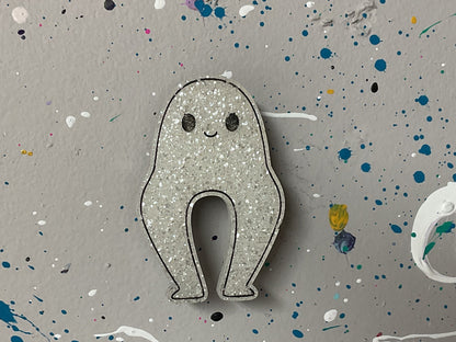 Small White Nightcrawler Magnet