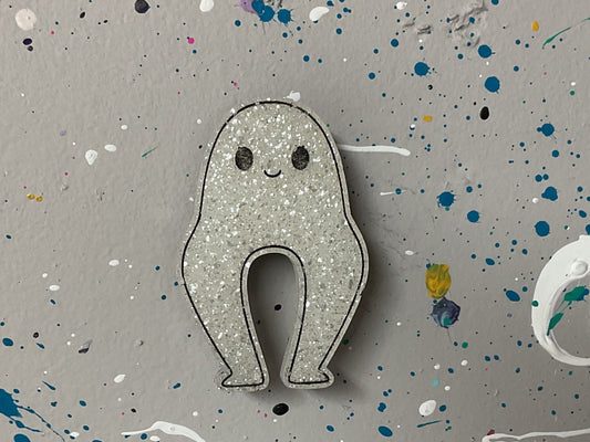 Small White Nightcrawler Magnet