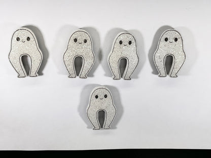 Small White Nightcrawler Magnet