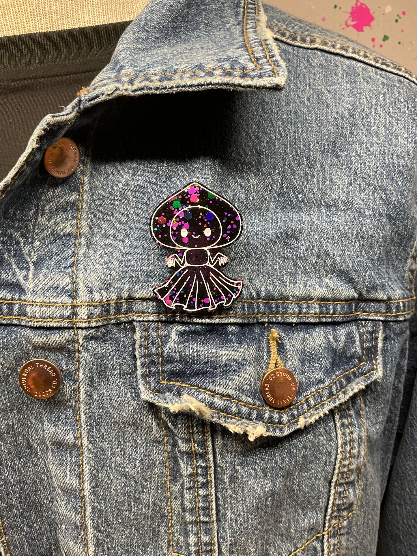 Black Pink Glitter Flatwoods Monster Pin