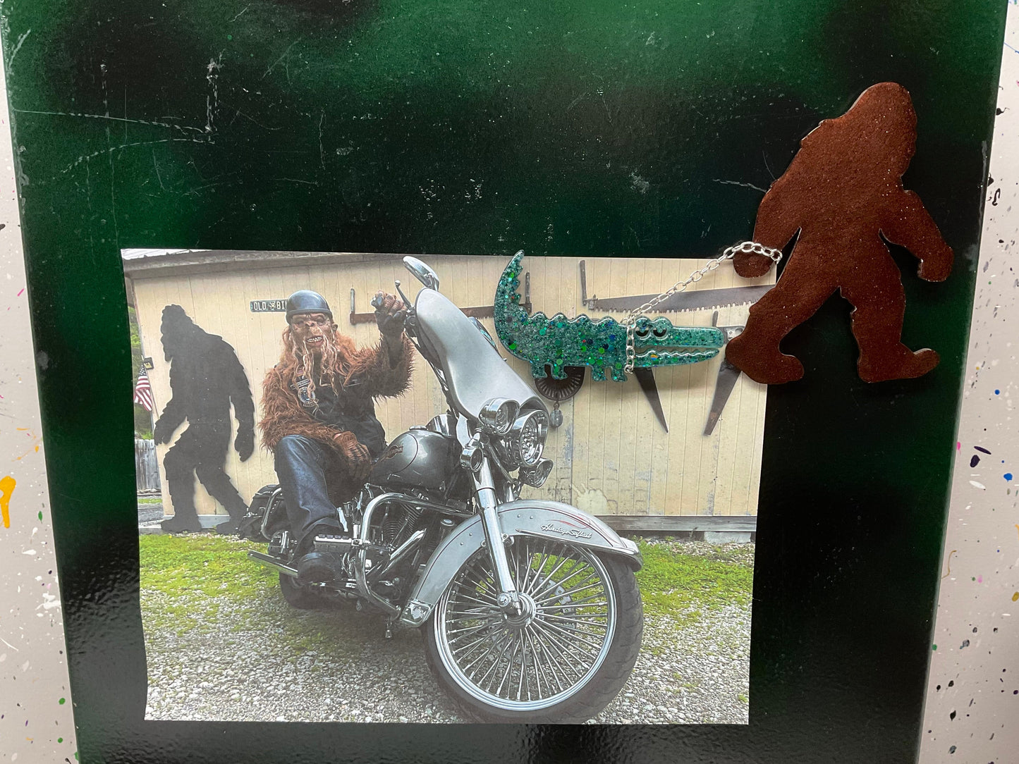 Large Bigfoot Walking Alligator Magnet