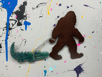 Large Bigfoot Walking Alligator Magnet