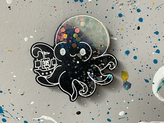 Small Black & White Kraken Magnet