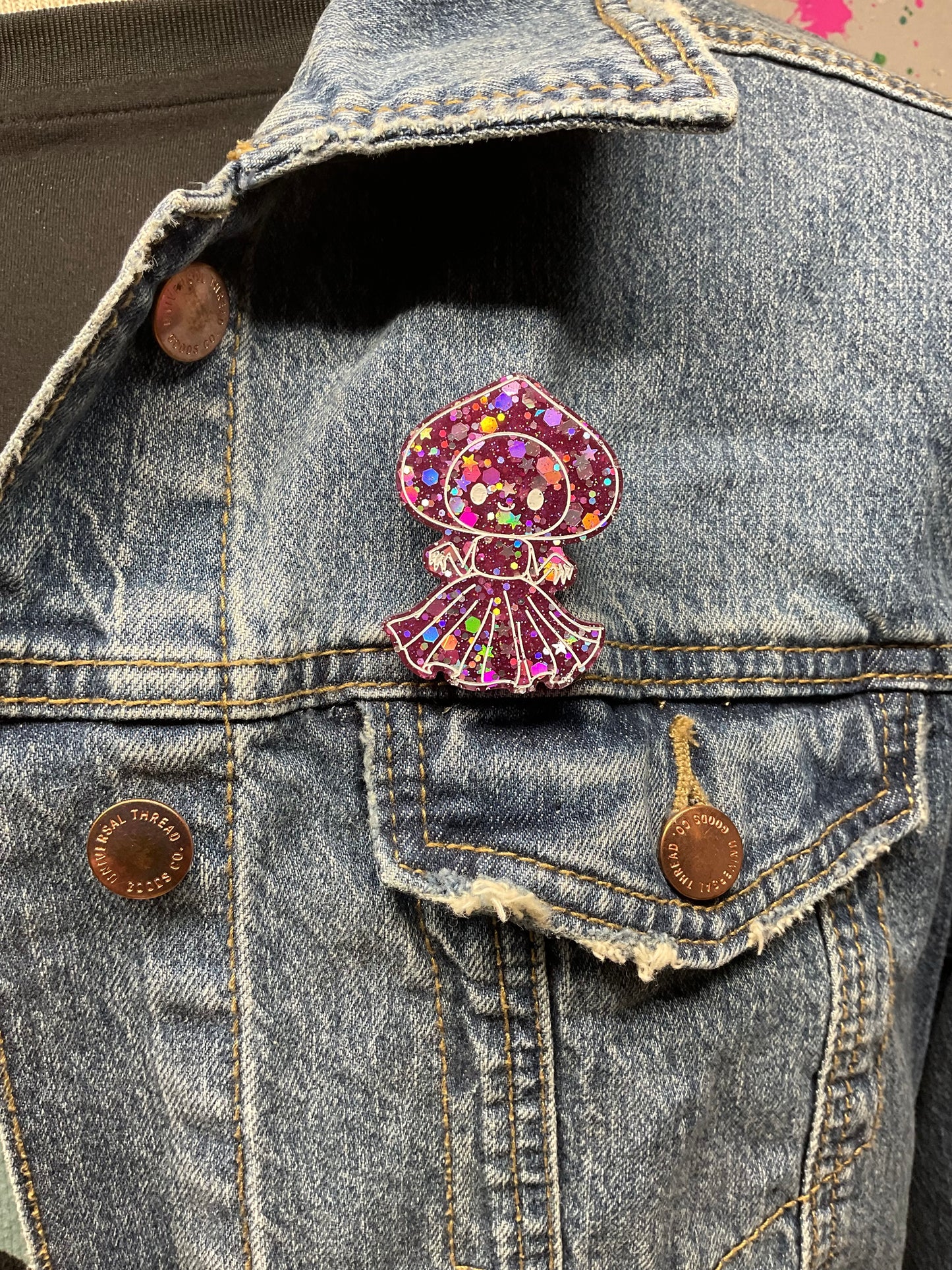 Pink Star Glitter Flatwoods Monster Pin